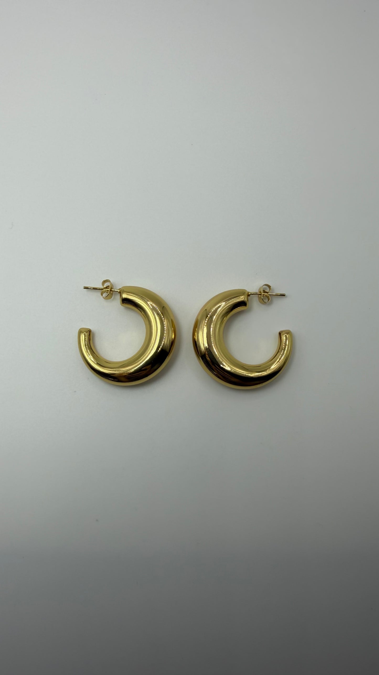 Ava Hoops
