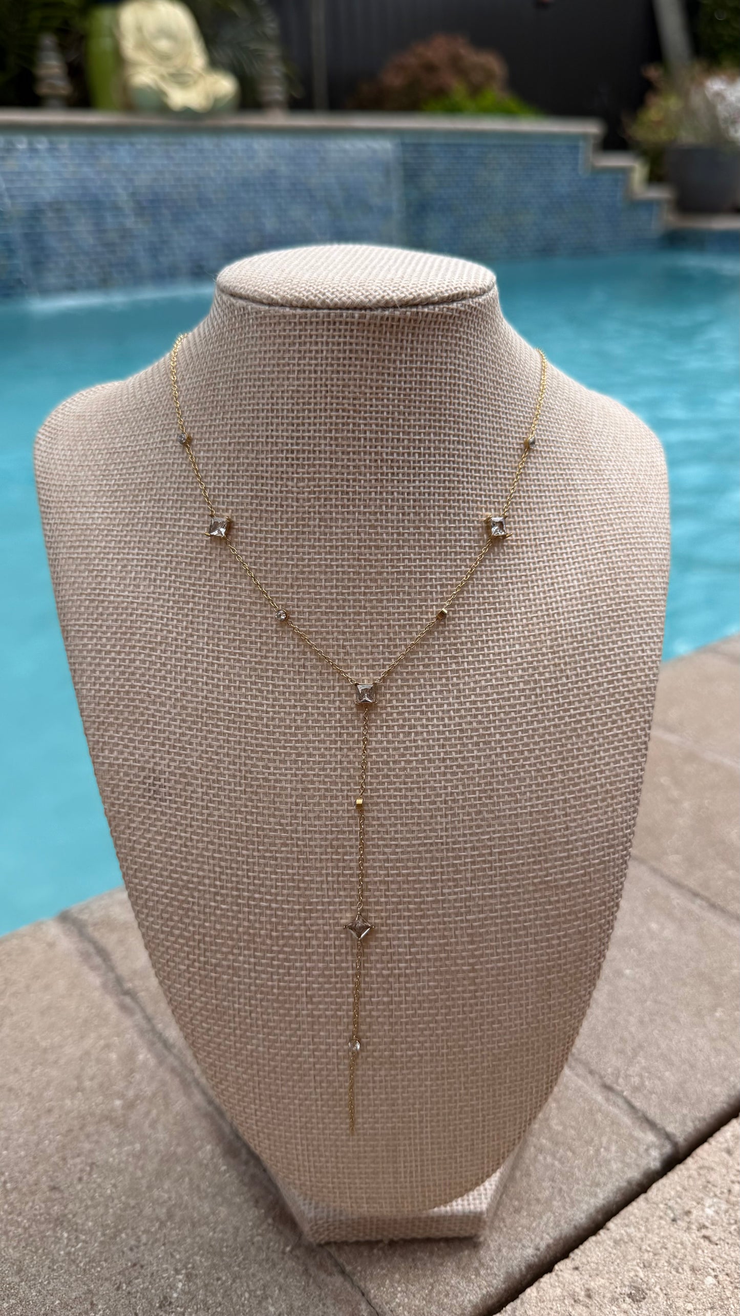 Lara Necklace