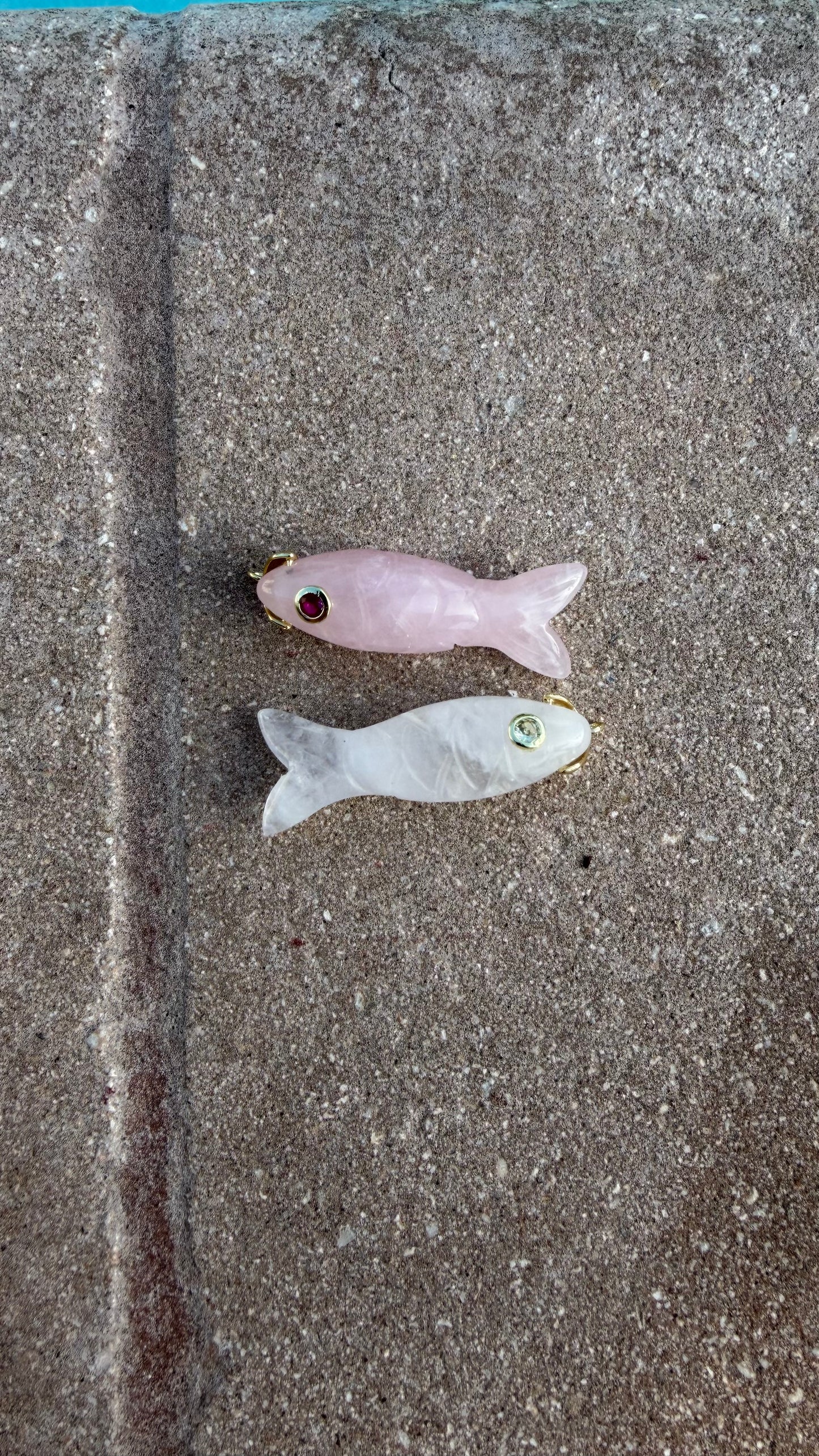 Fishy Quartz Pendant
